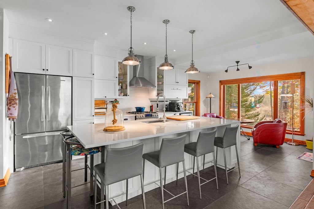 









200


Ch. de Villandry

,
Saint-Adolphe-d'Howard,




QC
J0T2B0

