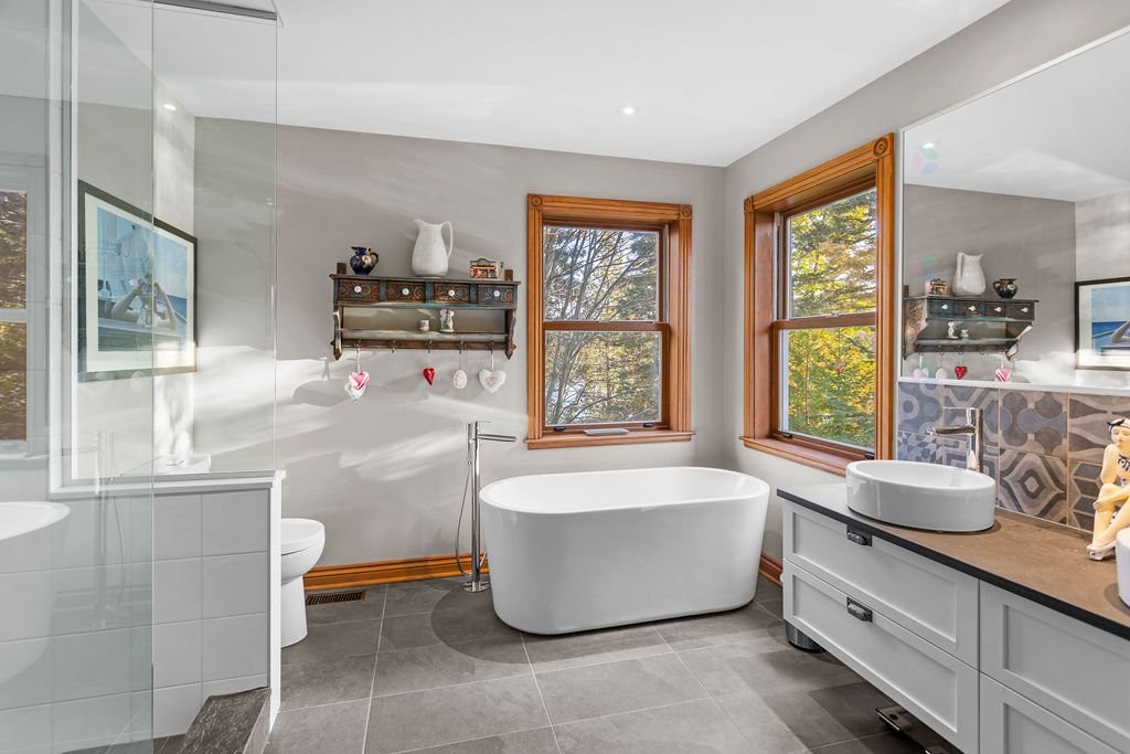 









200


Ch. de Villandry

,
Saint-Adolphe-d'Howard,




QC
J0T2B0

