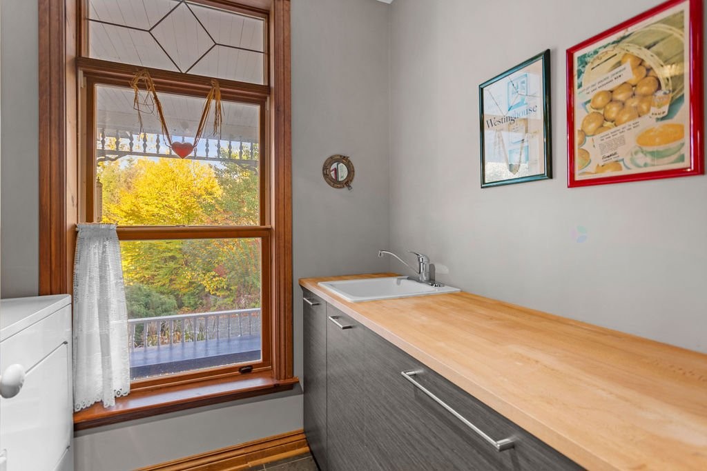 









200


Ch. de Villandry

,
Saint-Adolphe-d'Howard,




QC
J0T2B0

