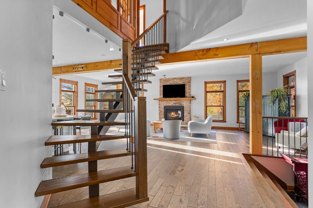 









200


Ch. de Villandry

,
Saint-Adolphe-d'Howard,




QC
J0T2B0

