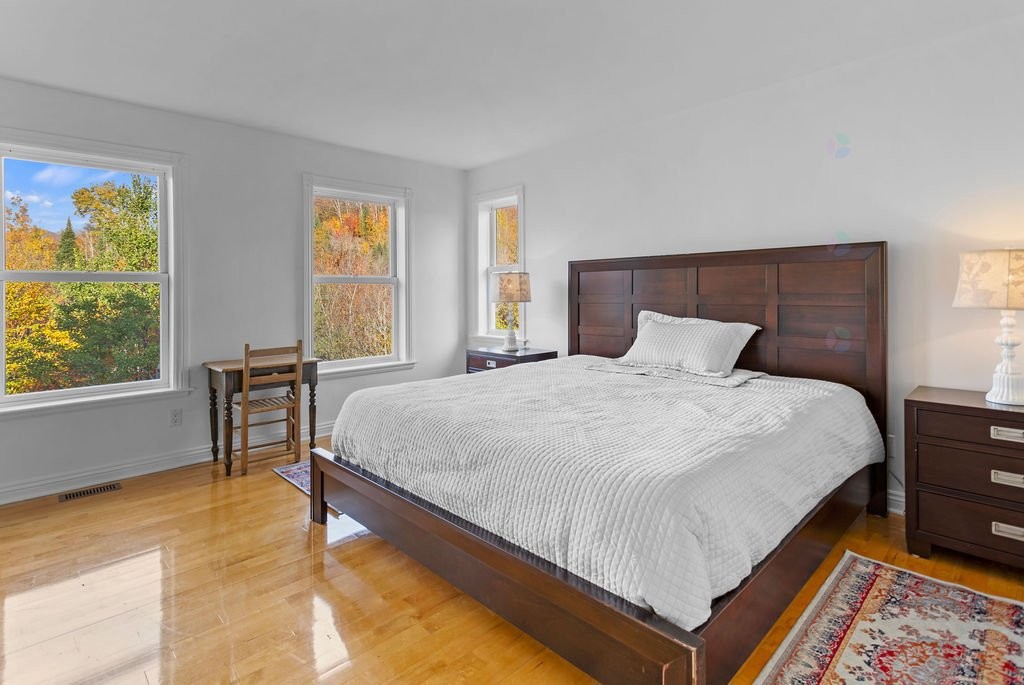 









200


Ch. de Villandry

,
Saint-Adolphe-d'Howard,




QC
J0T2B0

