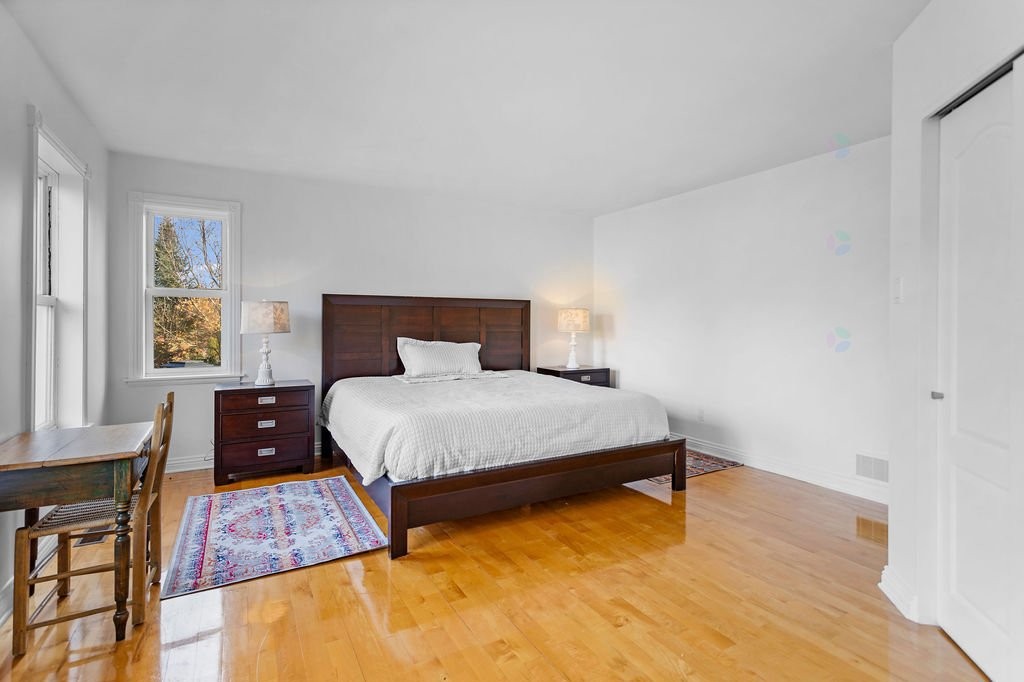 









200


Ch. de Villandry

,
Saint-Adolphe-d'Howard,




QC
J0T2B0

