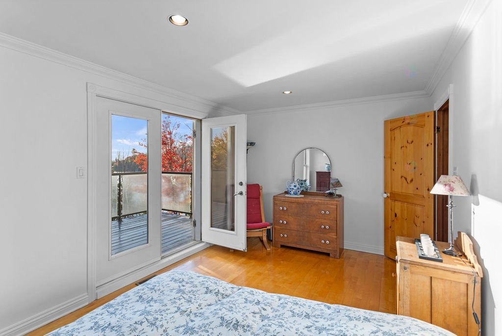 









200


Ch. de Villandry

,
Saint-Adolphe-d'Howard,




QC
J0T2B0

