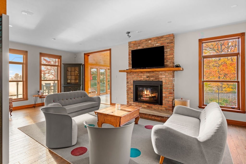 









200


Ch. de Villandry

,
Saint-Adolphe-d'Howard,




QC
J0T2B0

