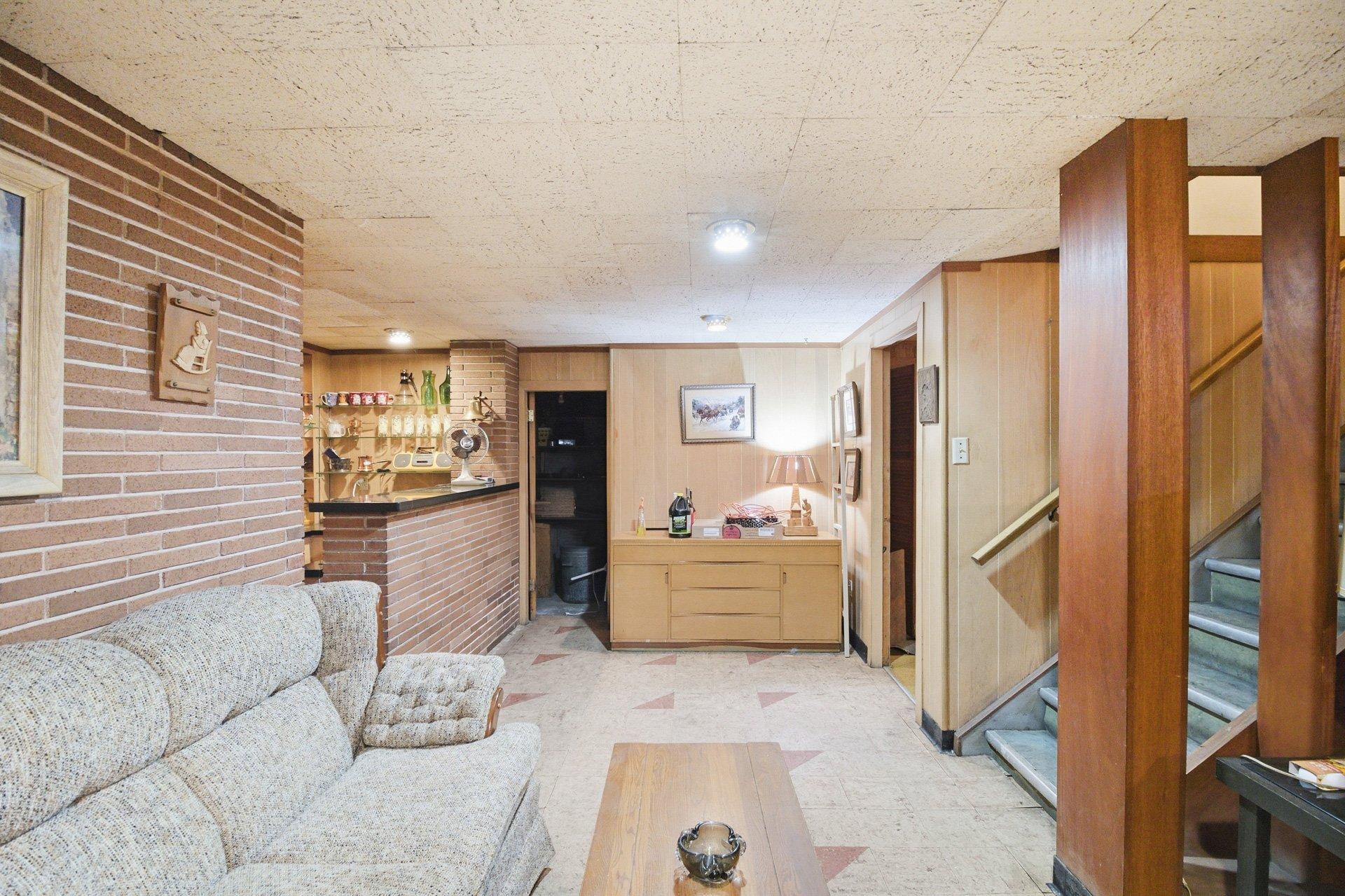 









13


Rue Atholl-Doune

,
Gatineau (Aylmer),




QC
J9J1A9

