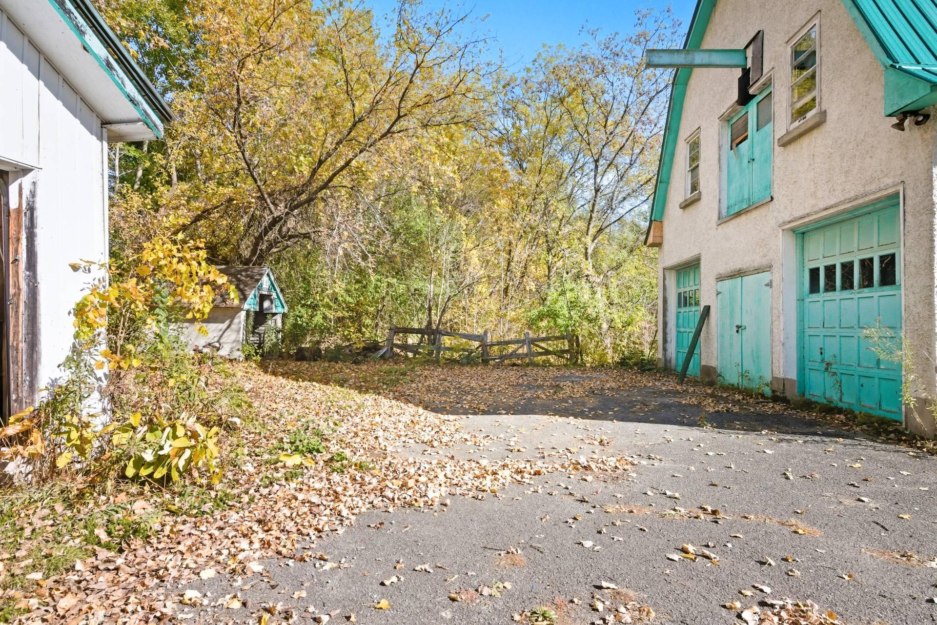 









13


Rue Atholl-Doune

,
Gatineau (Aylmer),




QC
J9J1A9

