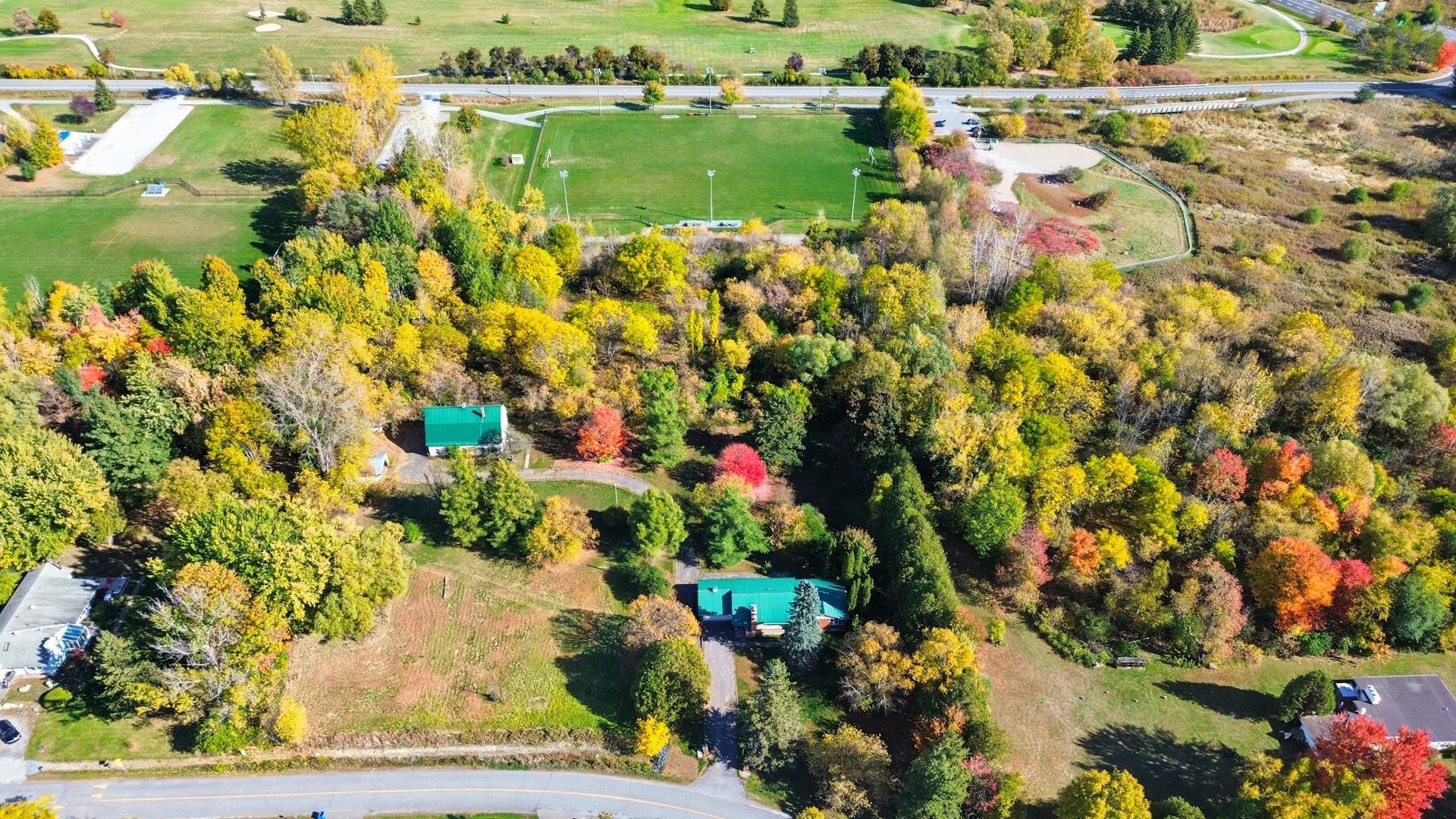 









13


Rue Atholl-Doune

,
Gatineau (Aylmer),




QC
J9J1A9

