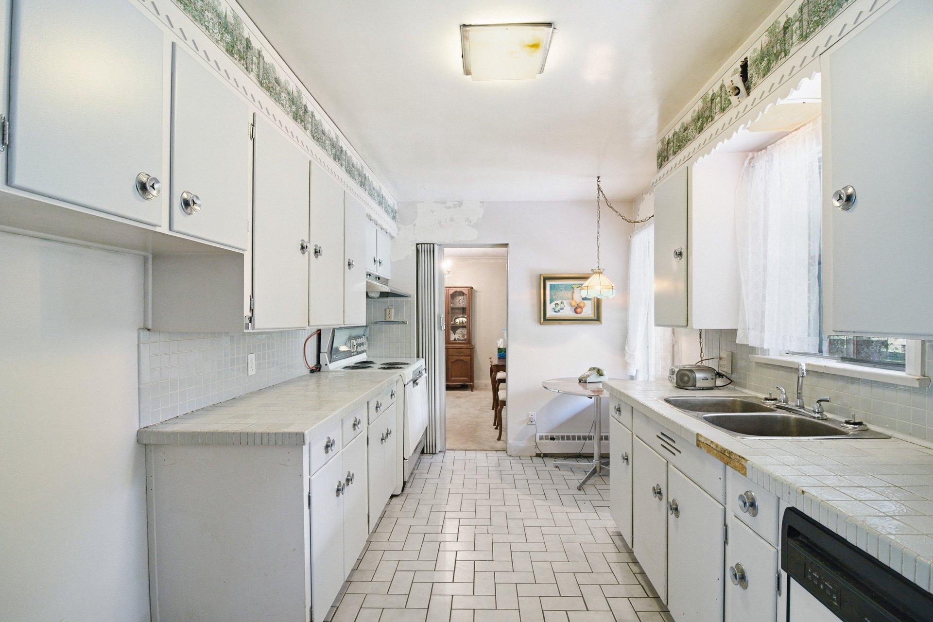 









13


Rue Atholl-Doune

,
Gatineau (Aylmer),




QC
J9J1A9

