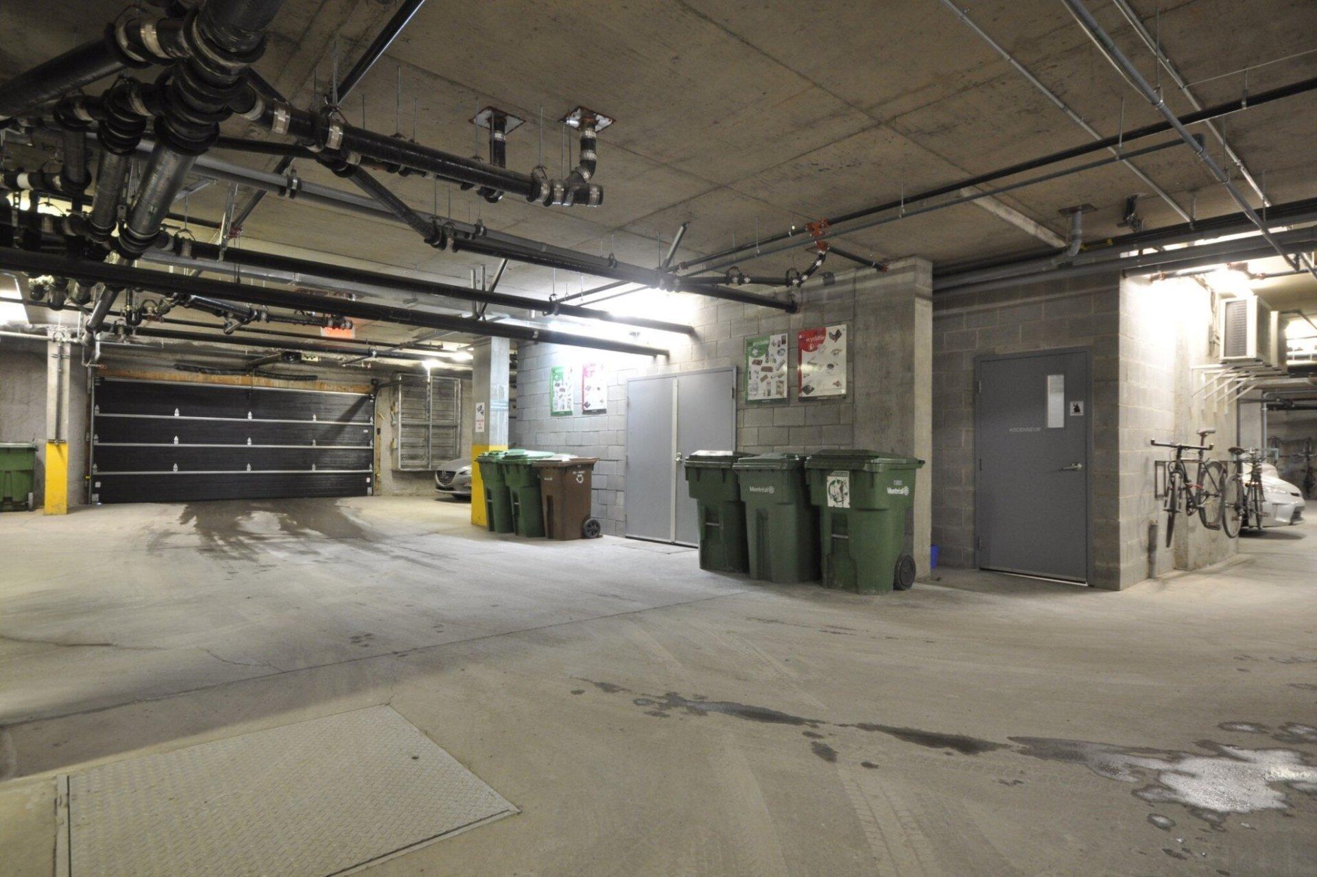 









1450


Rue Parthenais

, 512,
Montréal (Ville-Marie),




QC
H2K3R9

