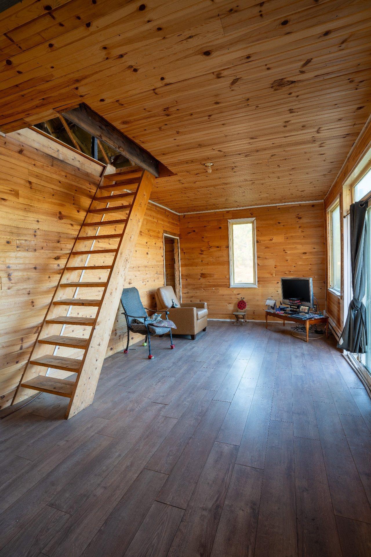 









42


Ch. du Lac-Lawless

,
Litchfield,




QC
J0X1K0

