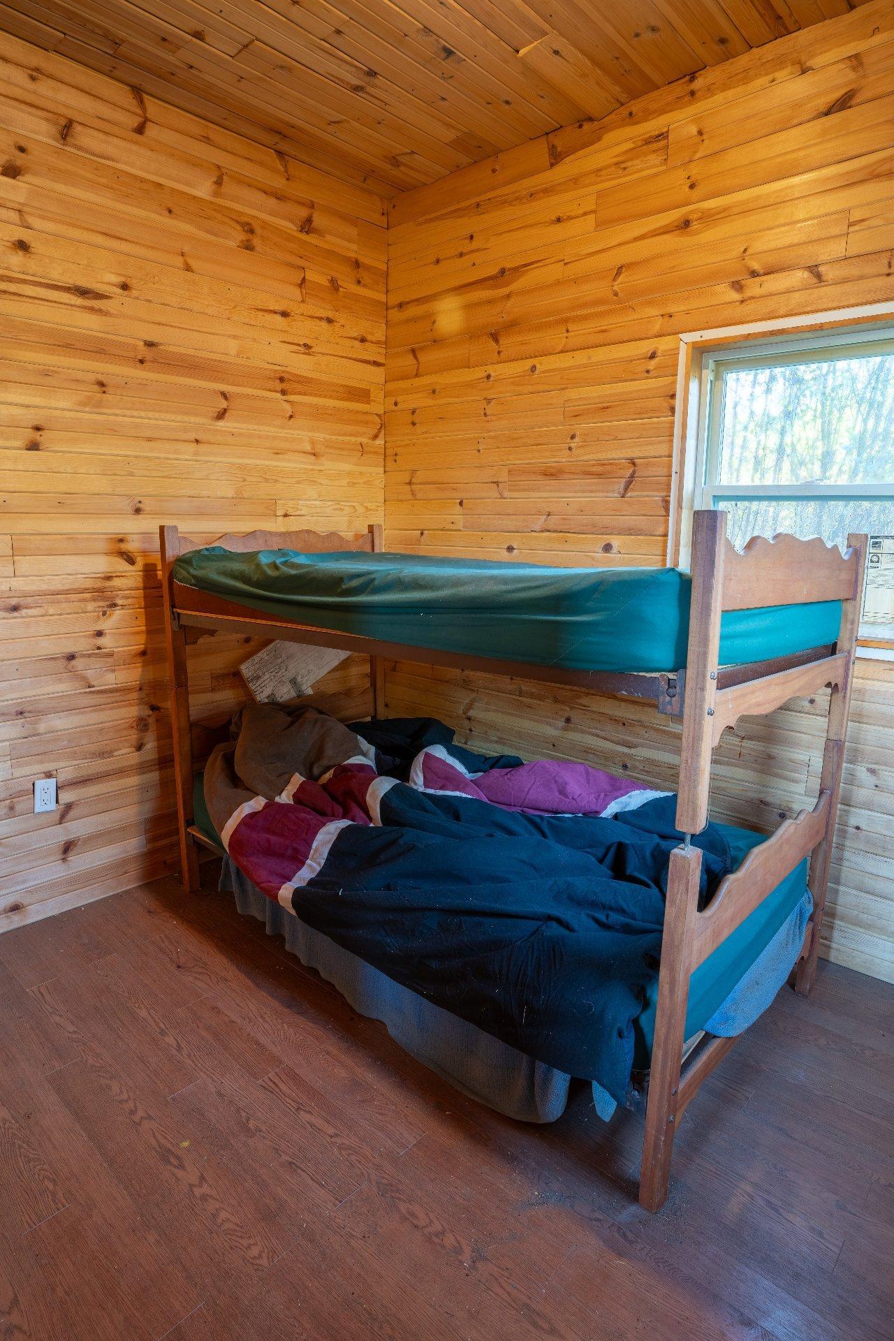 









42


Ch. du Lac-Lawless

,
Litchfield,




QC
J0X1K0

