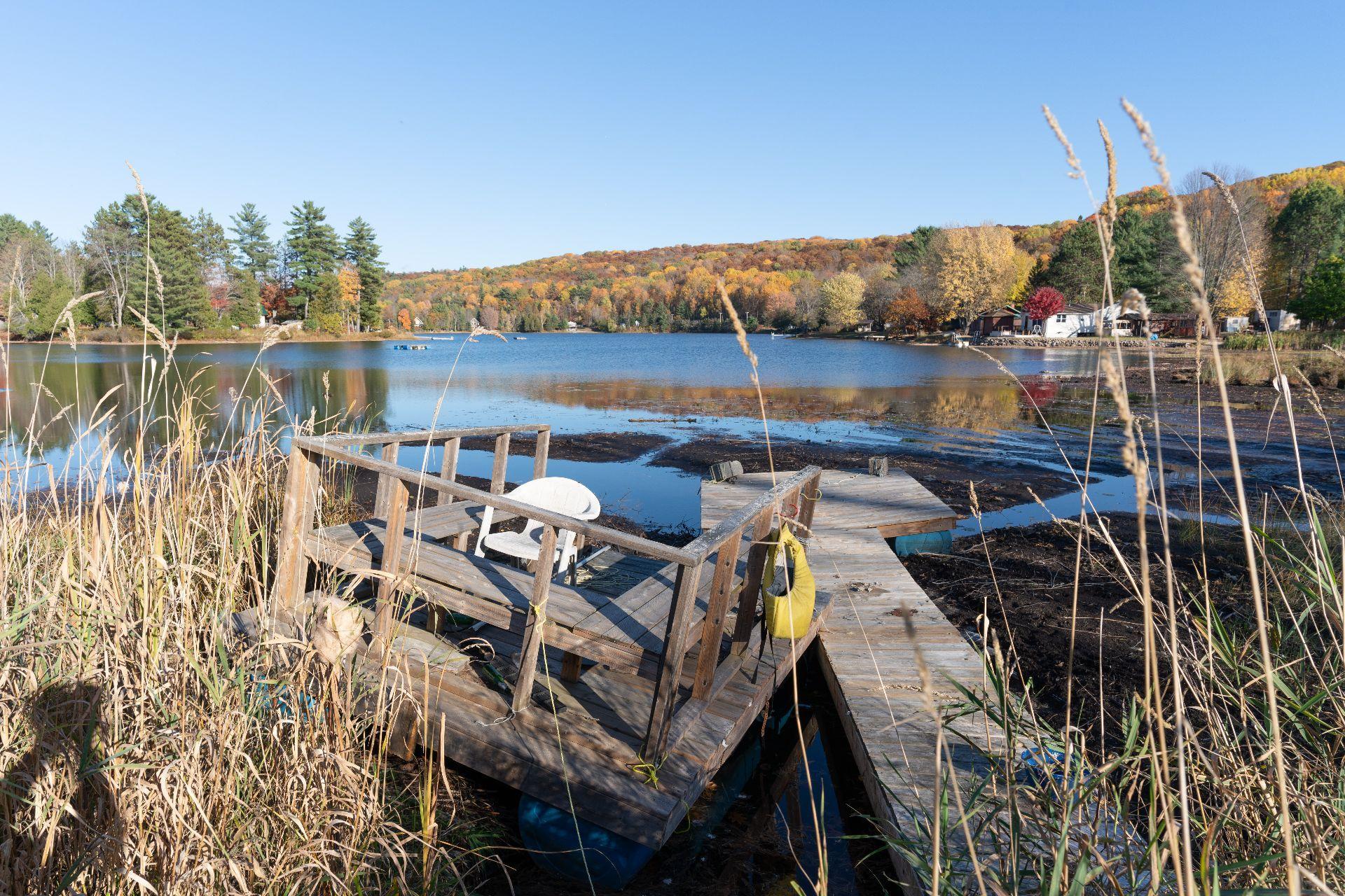 









42


Ch. du Lac-Lawless

,
Litchfield,




QC
J0X1K0

