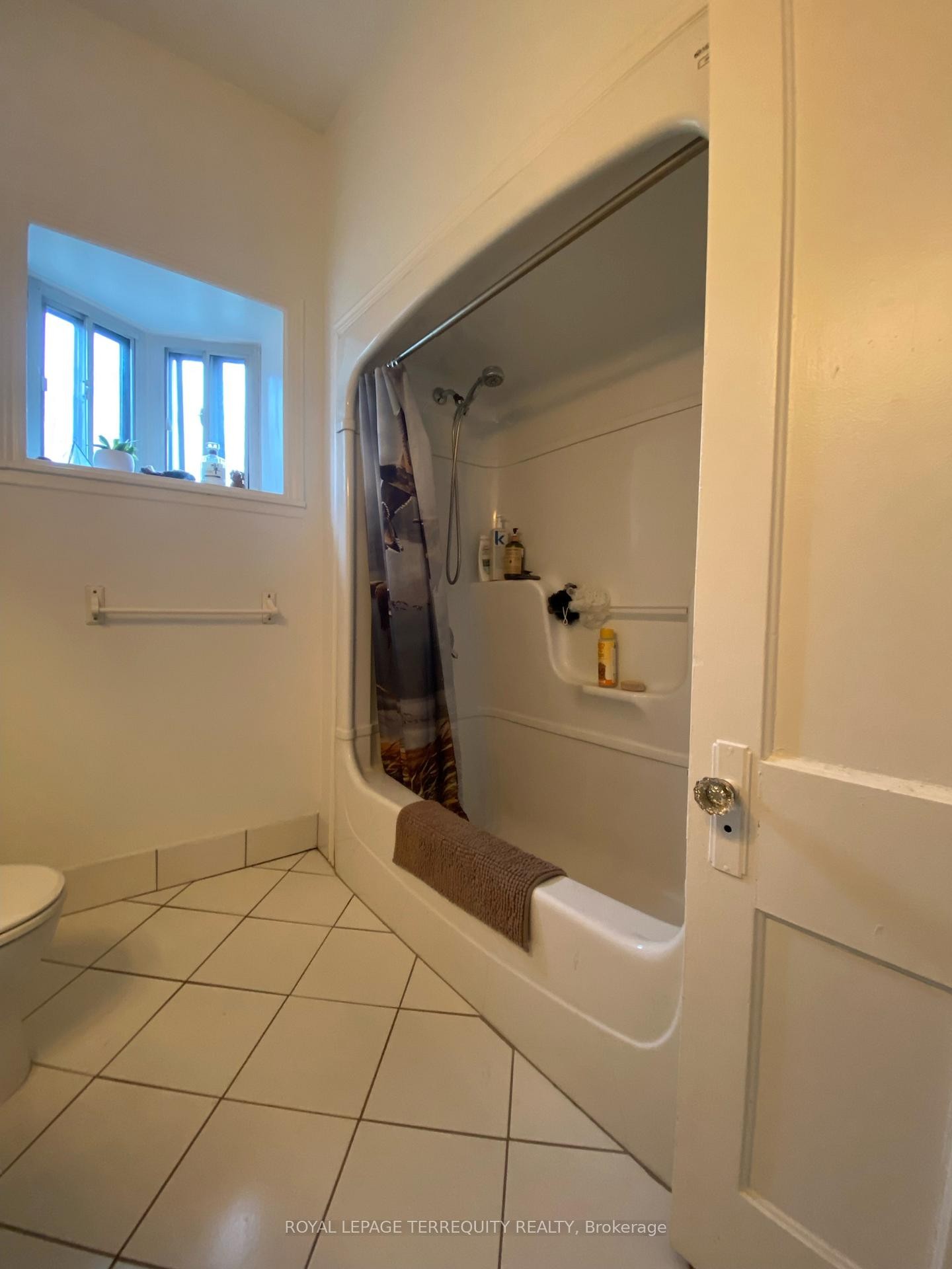 









42


Keewatin

Avenue, 2nd Floor,
Toronto,




ON
M4P 1Z8

