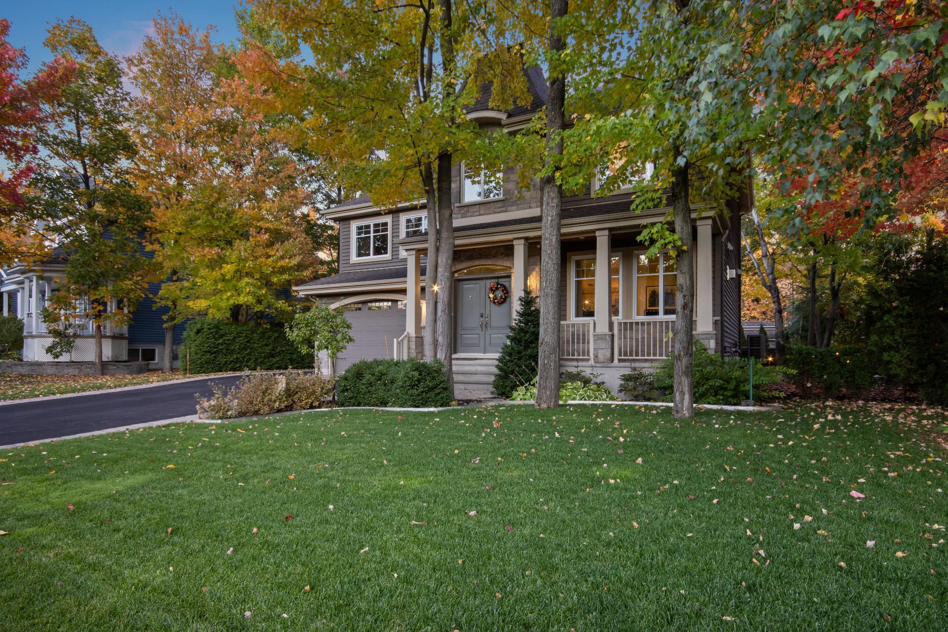 









353


Rue des Hérons

,
Saint-Jean-sur-Richelieu,




QC
J2W0A5

