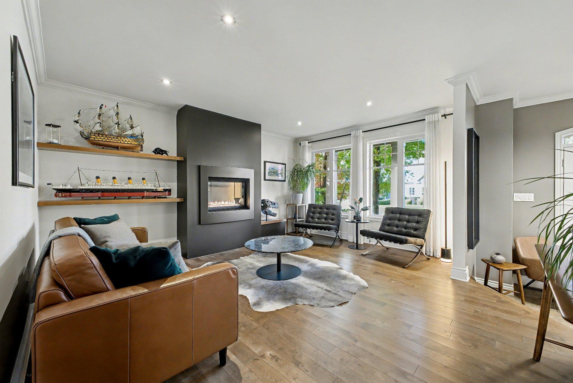 









353


Rue des Hérons

,
Saint-Jean-sur-Richelieu,




QC
J2W0A5

