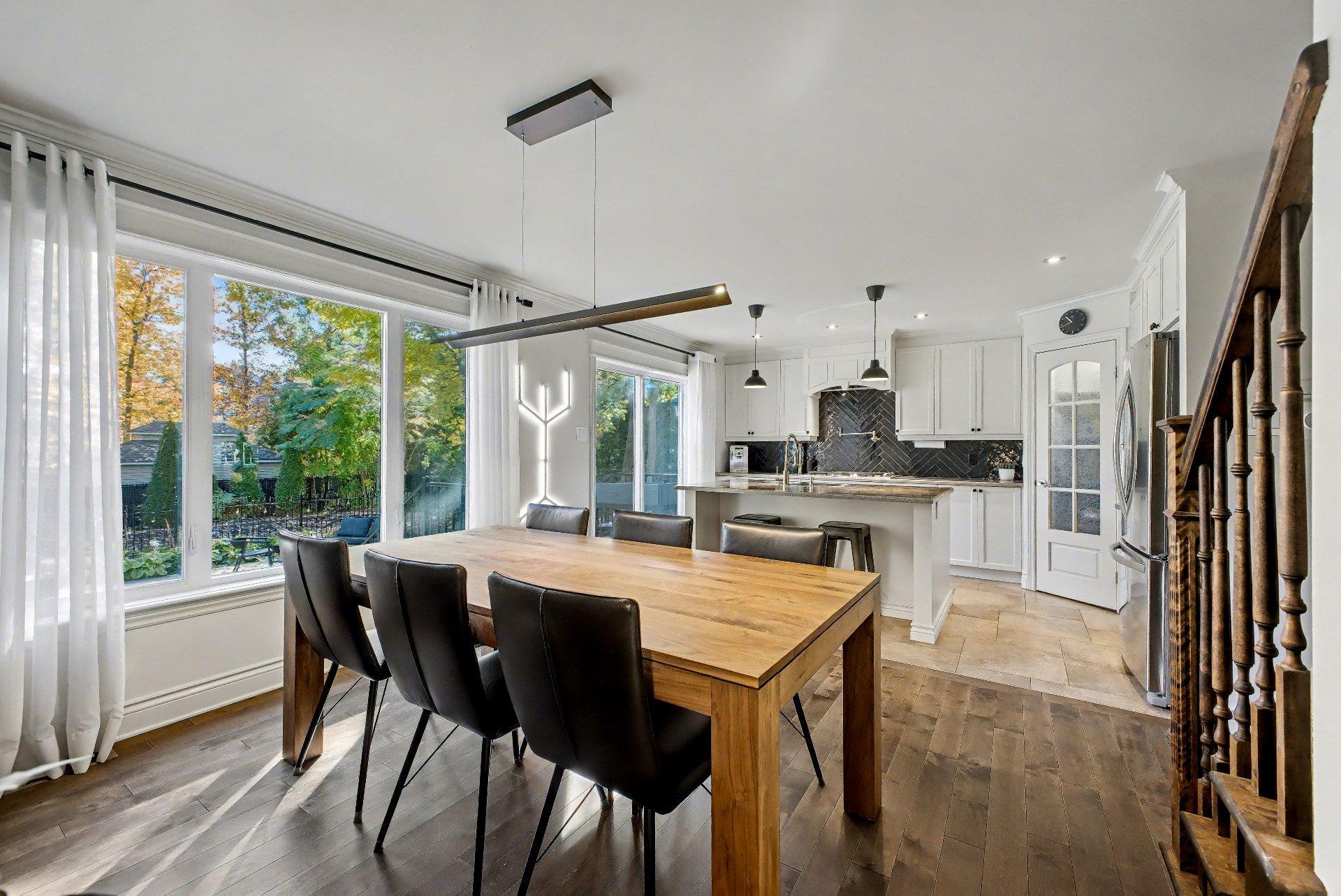 









353


Rue des Hérons

,
Saint-Jean-sur-Richelieu,




QC
J2W0A5

