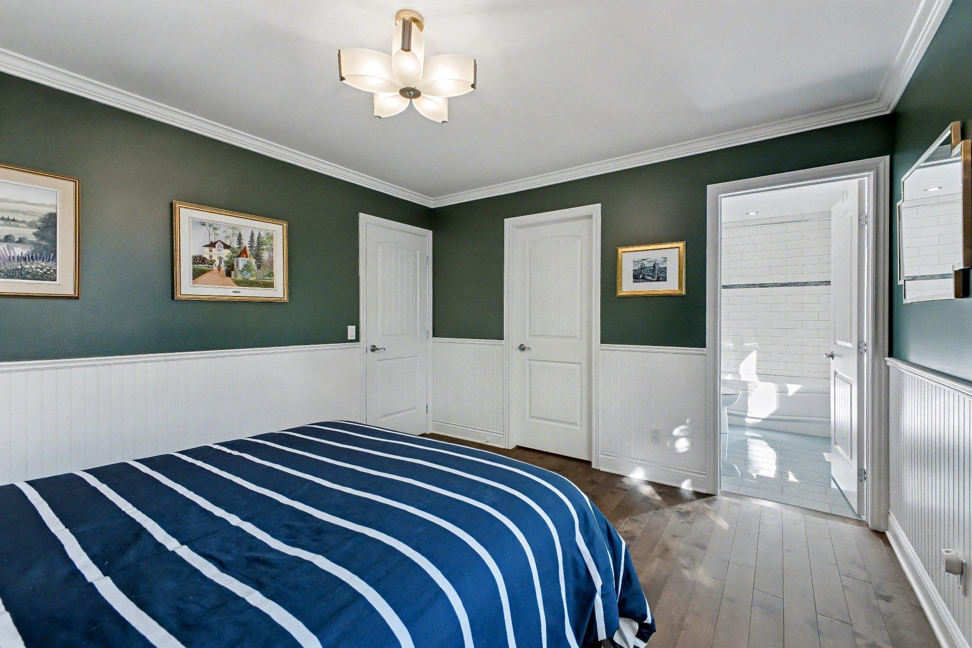 









353


Rue des Hérons

,
Saint-Jean-sur-Richelieu,




QC
J2W0A5

