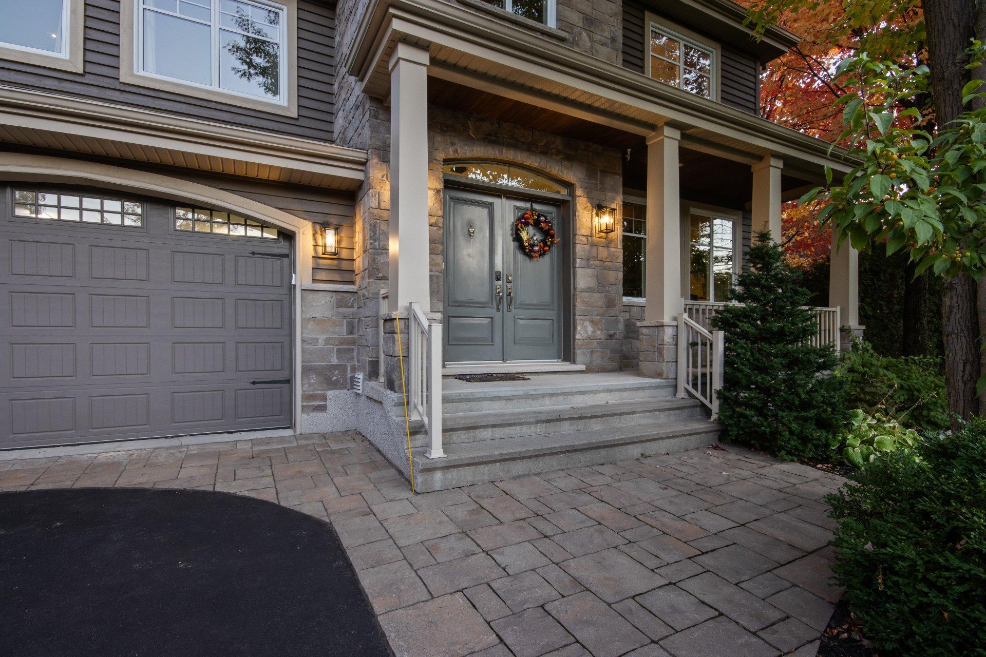 









353


Rue des Hérons

,
Saint-Jean-sur-Richelieu,




QC
J2W0A5

