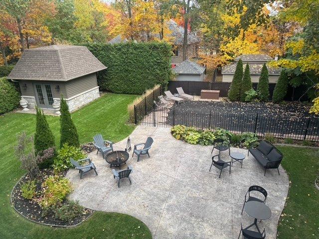 









353


Rue des Hérons

,
Saint-Jean-sur-Richelieu,




QC
J2W0A5

