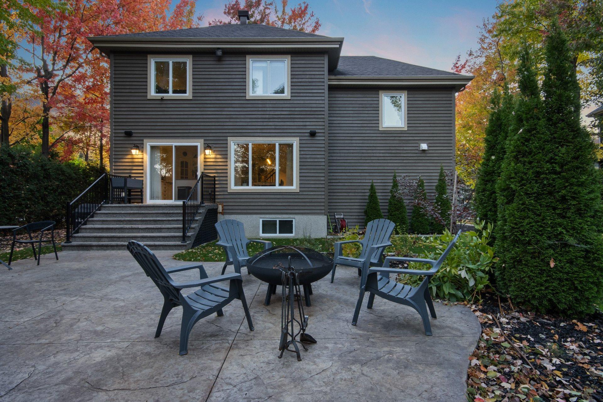 









353


Rue des Hérons

,
Saint-Jean-sur-Richelieu,




QC
J2W0A5

