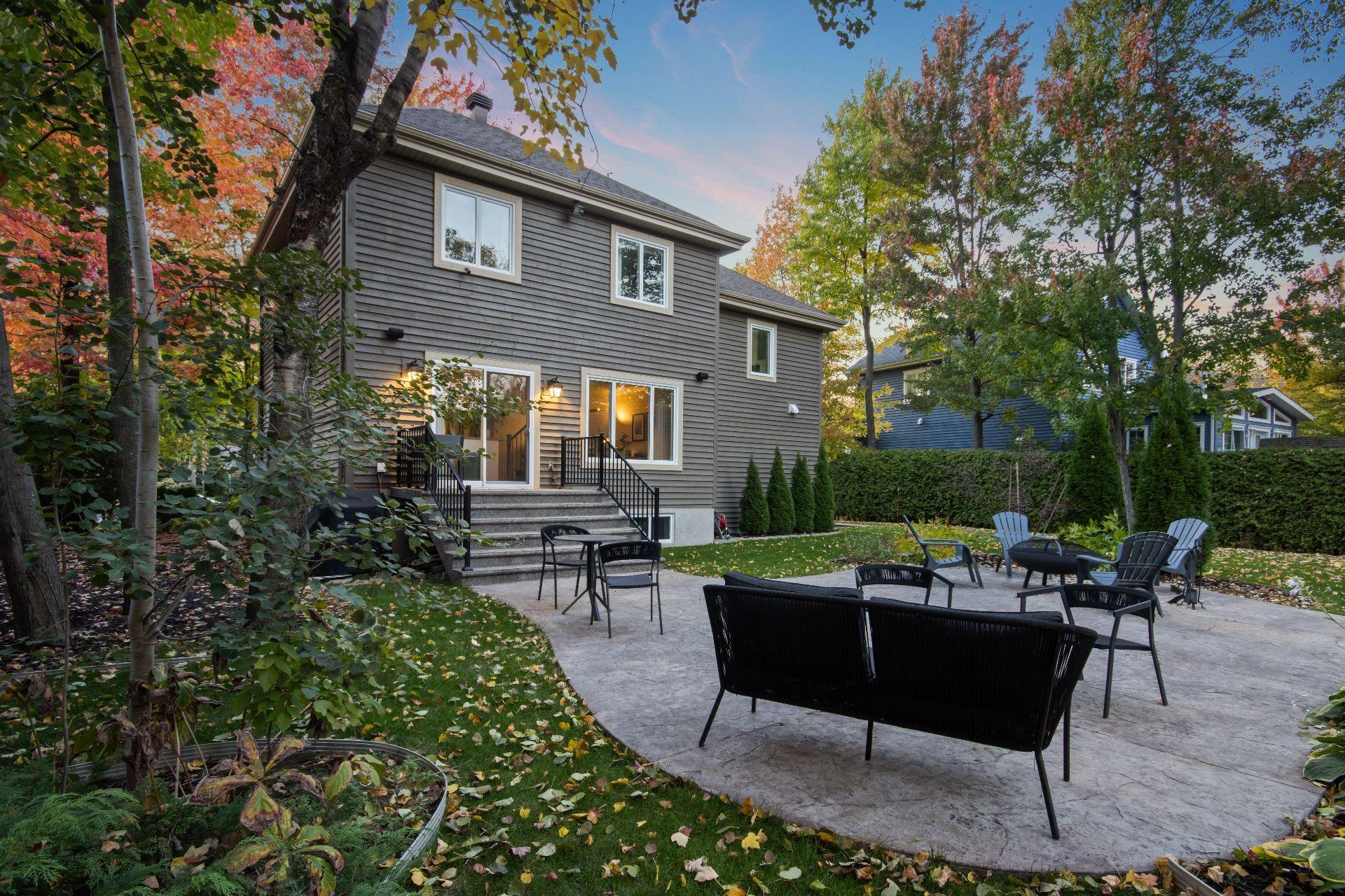 









353


Rue des Hérons

,
Saint-Jean-sur-Richelieu,




QC
J2W0A5

