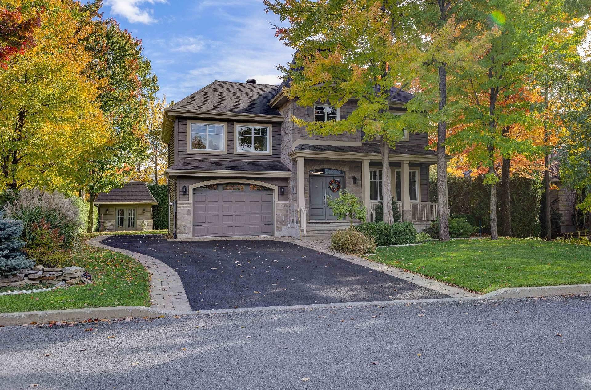 









353


Rue des Hérons

,
Saint-Jean-sur-Richelieu,




QC
J2W0A5

