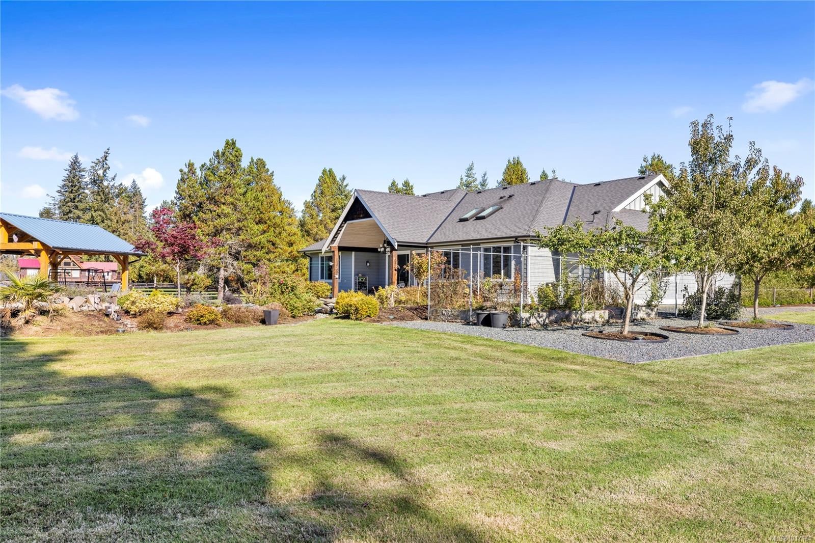 









939


Virginia

Rd,
Coombs,




BC
V0R 1M0

