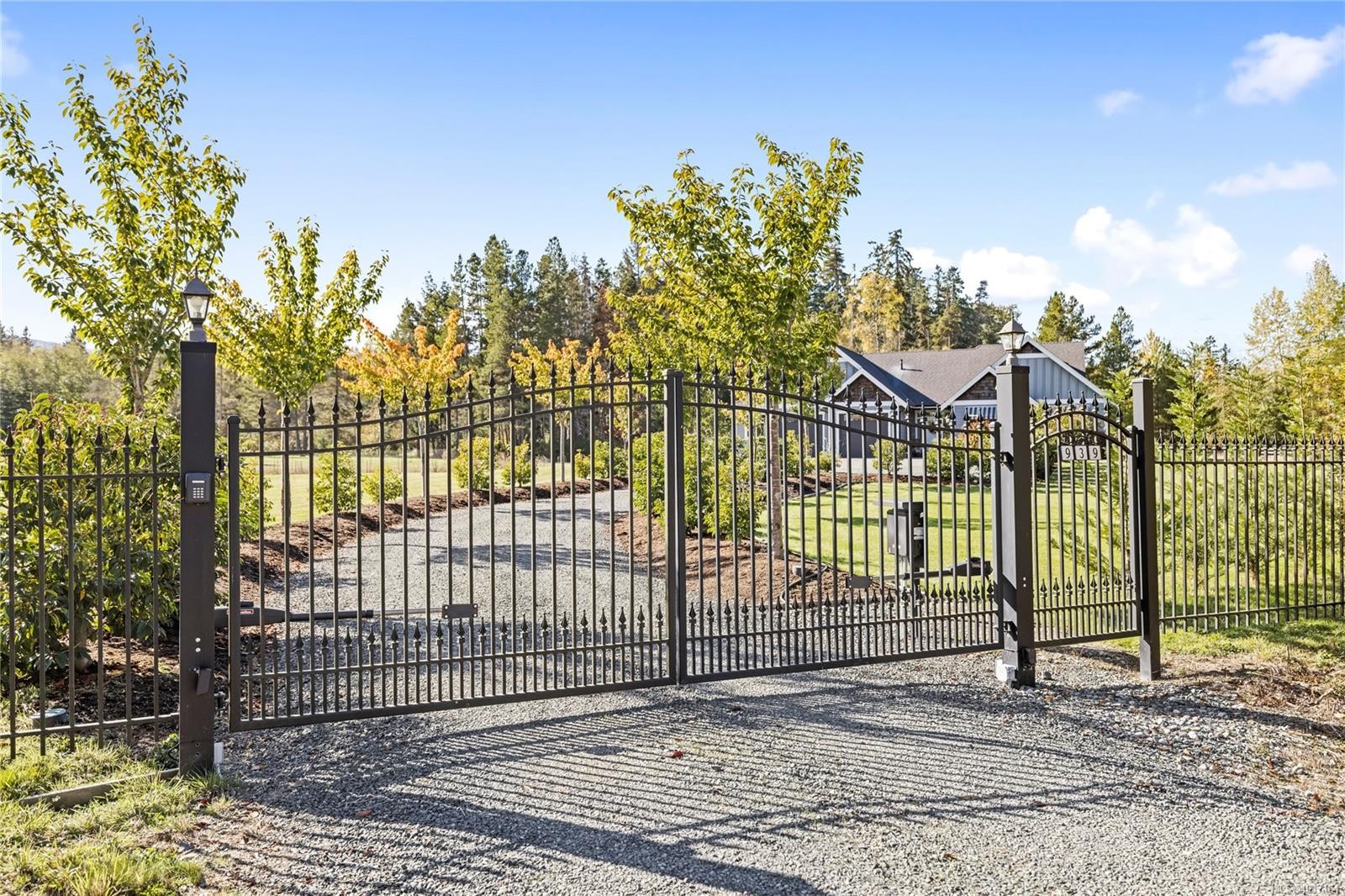 









939


Virginia

Rd,
Coombs,




BC
V0R 1M0

