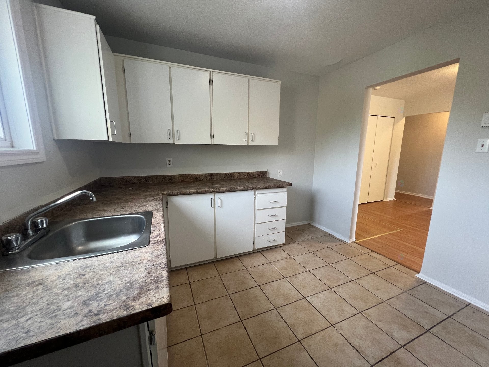 









9


Rue Goulet

, 6,
Gatineau (Aylmer),




QC
J9H2V3

