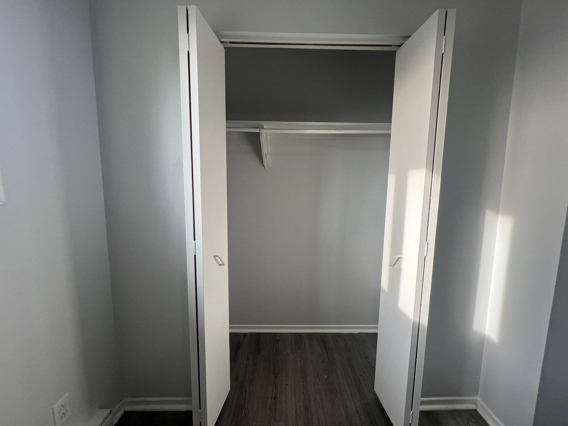 









9


Rue Goulet

, 8,
Gatineau (Aylmer),




QC
J9H2V3

