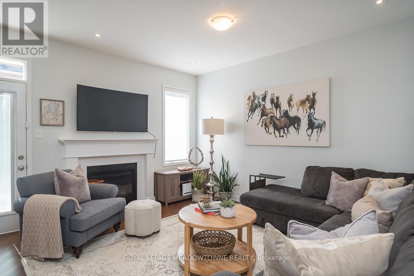 












1298 ORR TERRACE

,
Milton,




Ontario
L9E0B7

