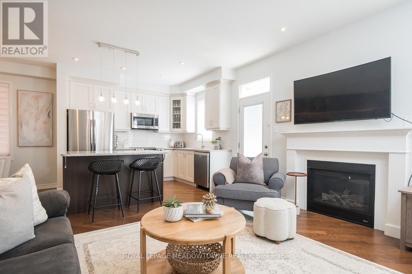 












1298 ORR TERRACE

,
Milton,




Ontario
L9E0B7

