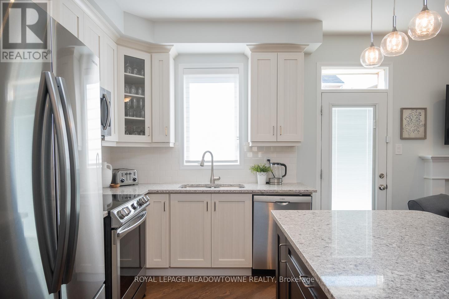 












1298 ORR TERRACE

,
Milton,




Ontario
L9E0B7

