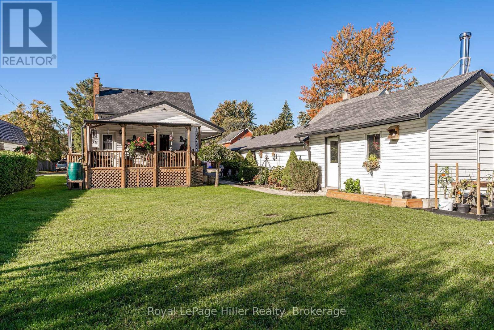 












91 STRACHAN STREET

,
Stratford,




Ontario
N5A2B2

