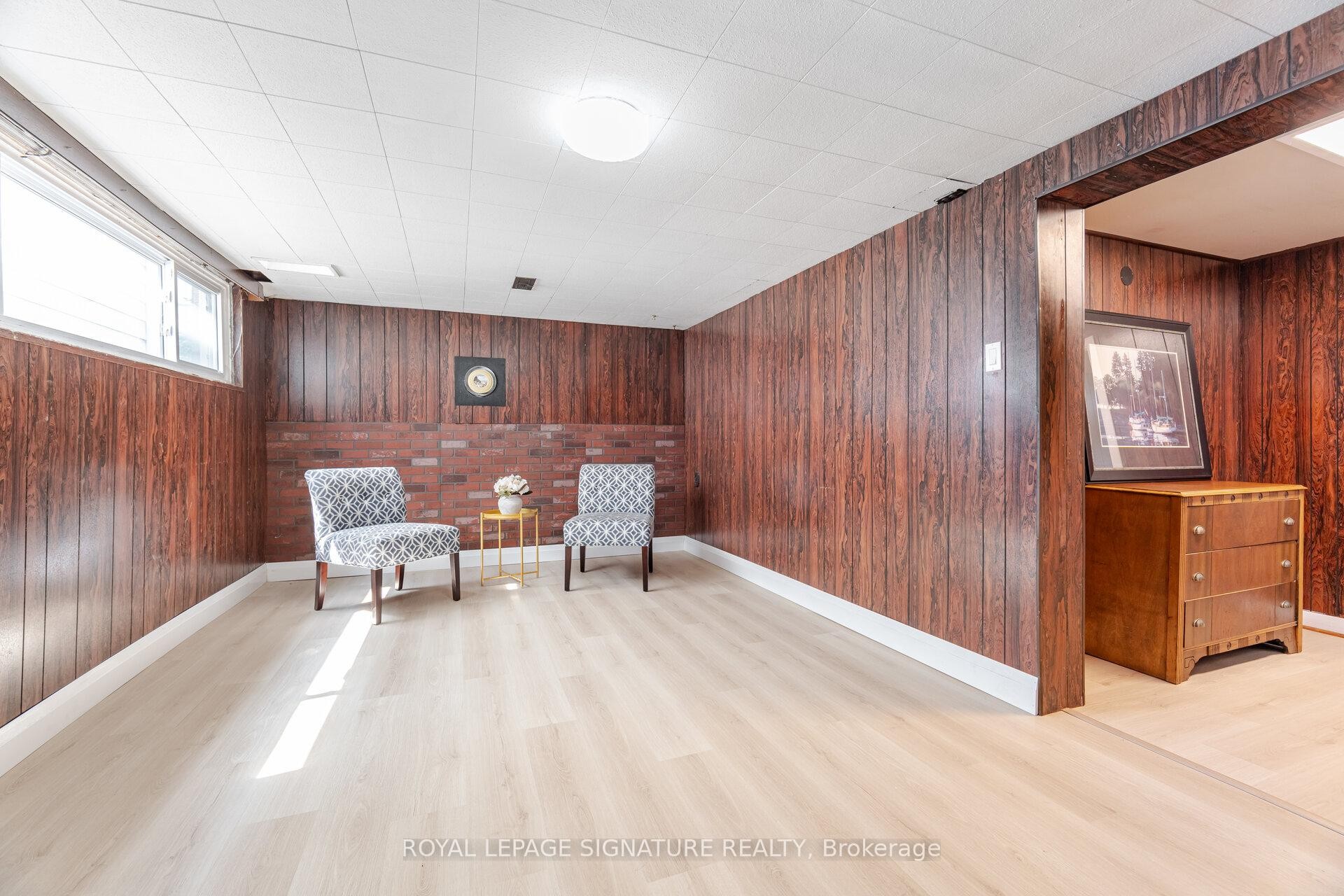 









24


Lesbury

Avenue,
Brampton,




ON
L6W 3A4

