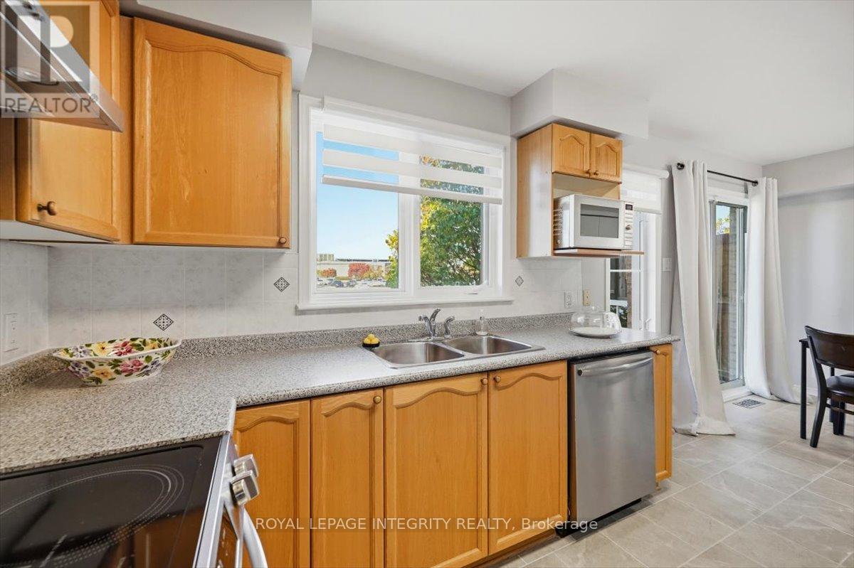 












4471 HARPER AVENUE

,
Ottawa,




Ontario
K1J1C9

