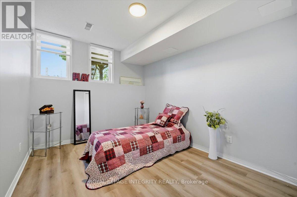 












4471 HARPER AVENUE

,
Ottawa,




Ontario
K1J1C9

