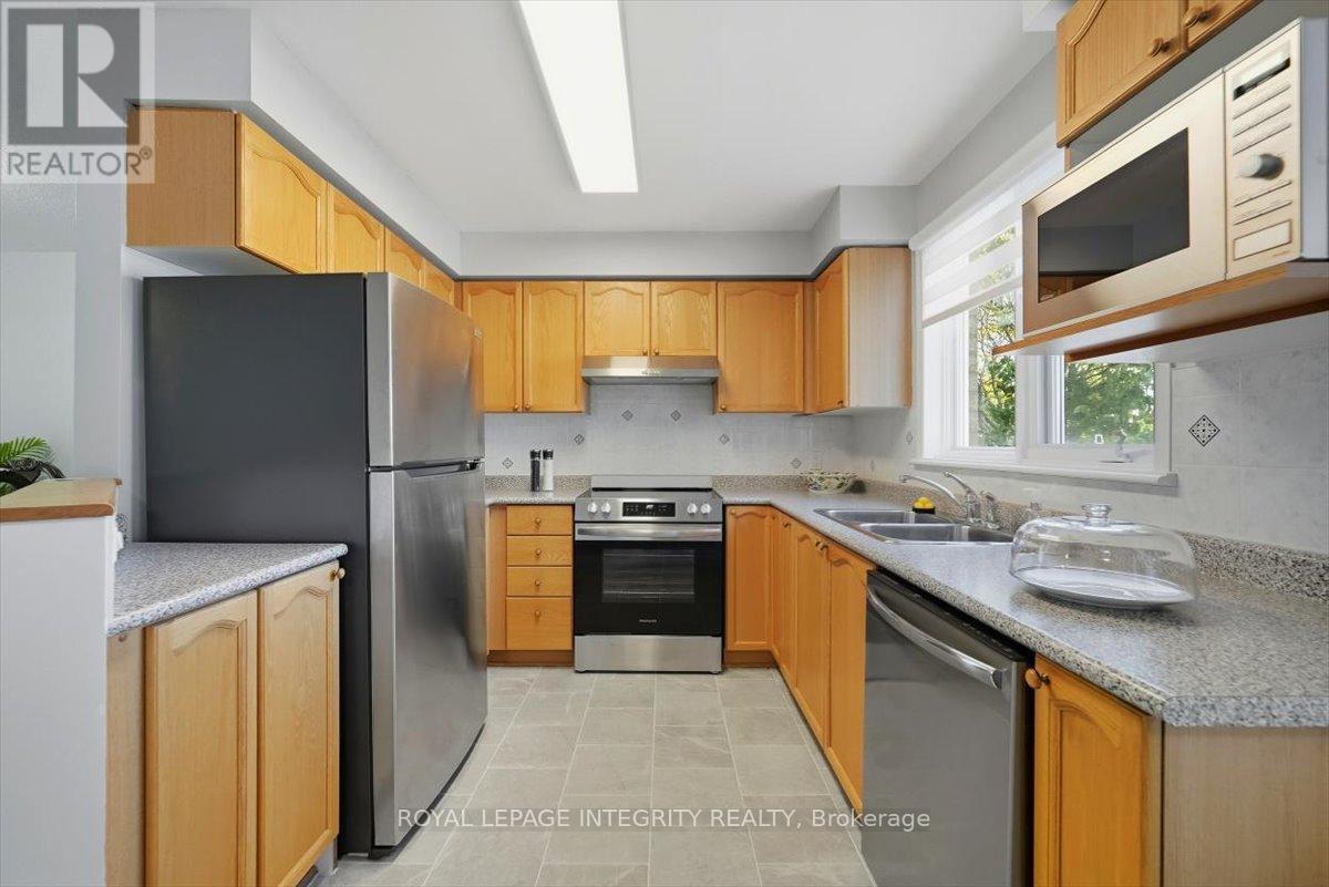 












4471 HARPER AVENUE

,
Ottawa,




Ontario
K1J1C9

