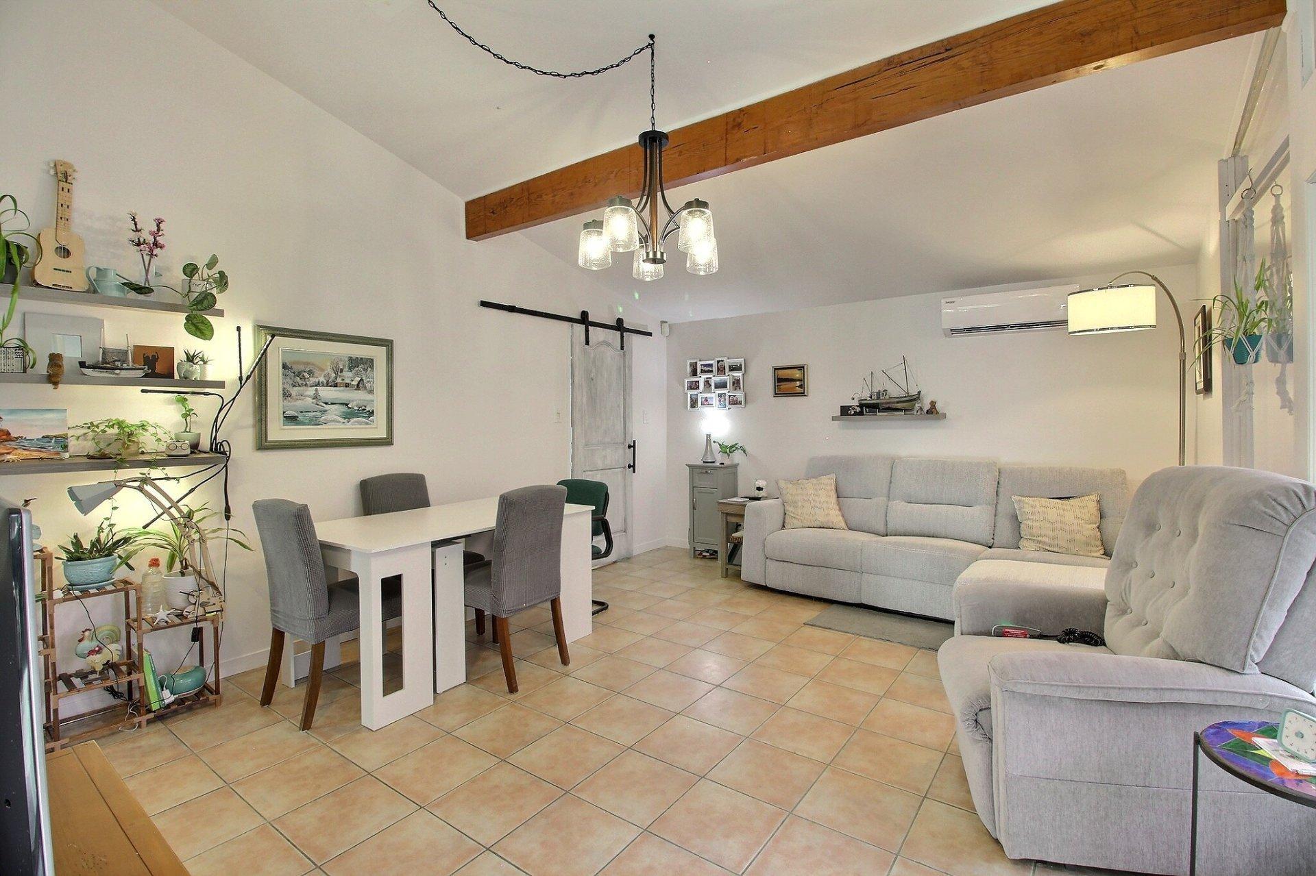 









1242


Rue des Tourterelles

,
Magog,




QC
J1X3W2

