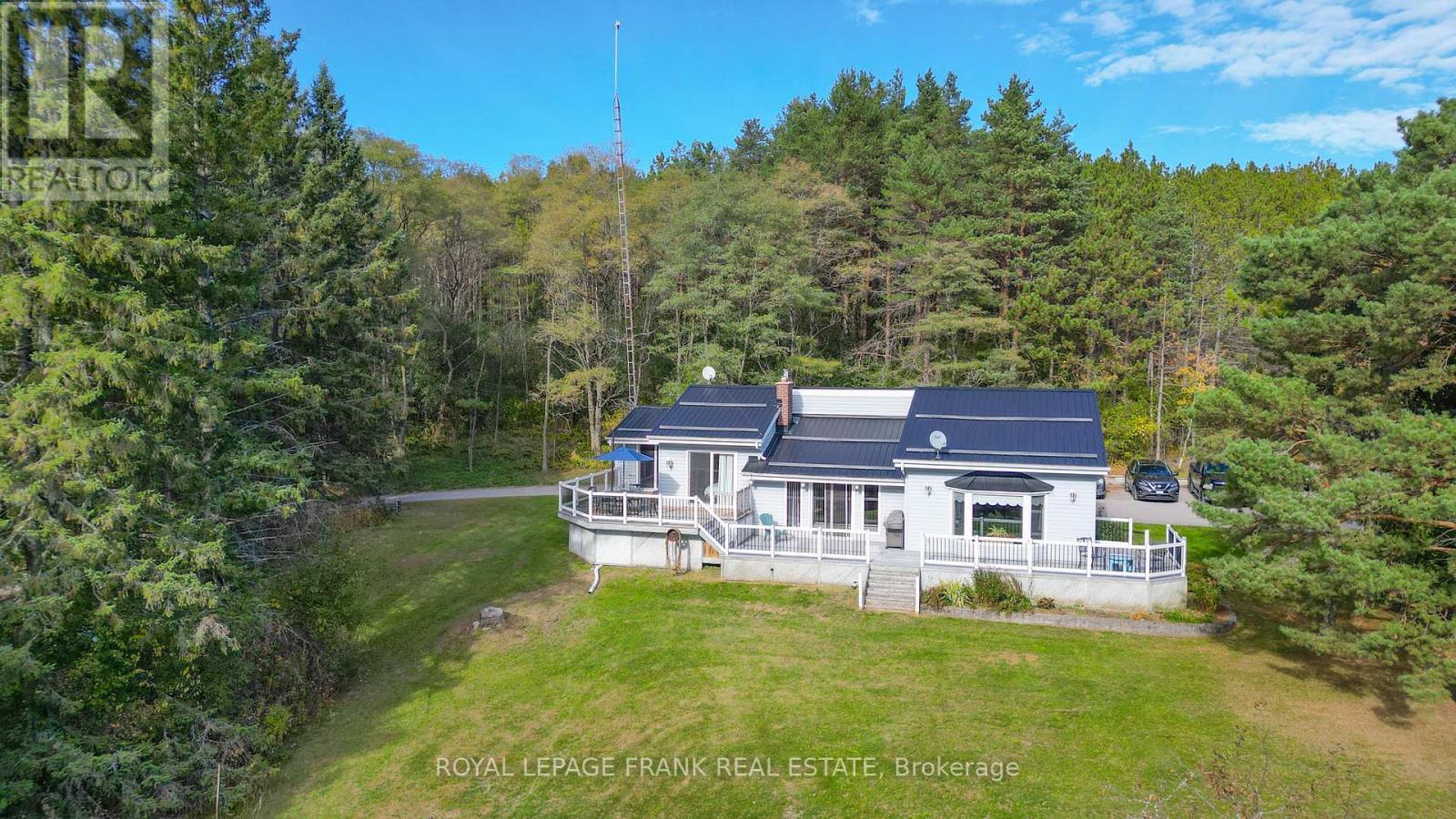 












46 CENTURY FARM ROAD

,
Kawartha Lakes (Manvers),




Ontario
L0A1K0

