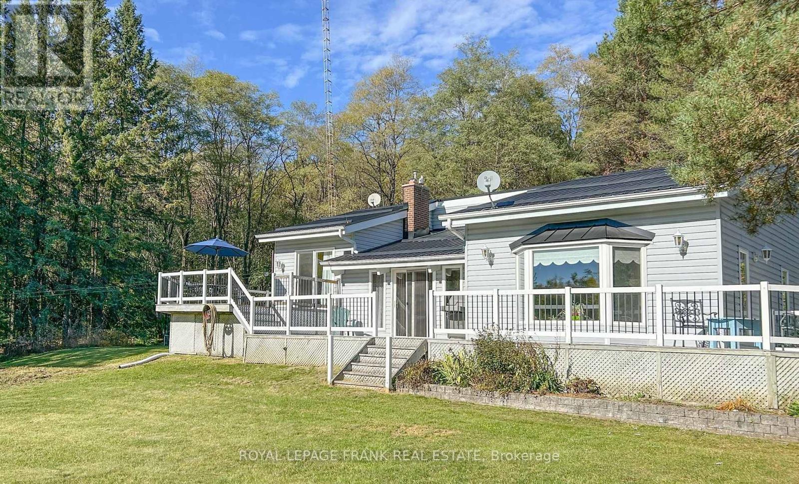 












46 CENTURY FARM ROAD

,
Kawartha Lakes (Manvers),




Ontario
L0A1K0

