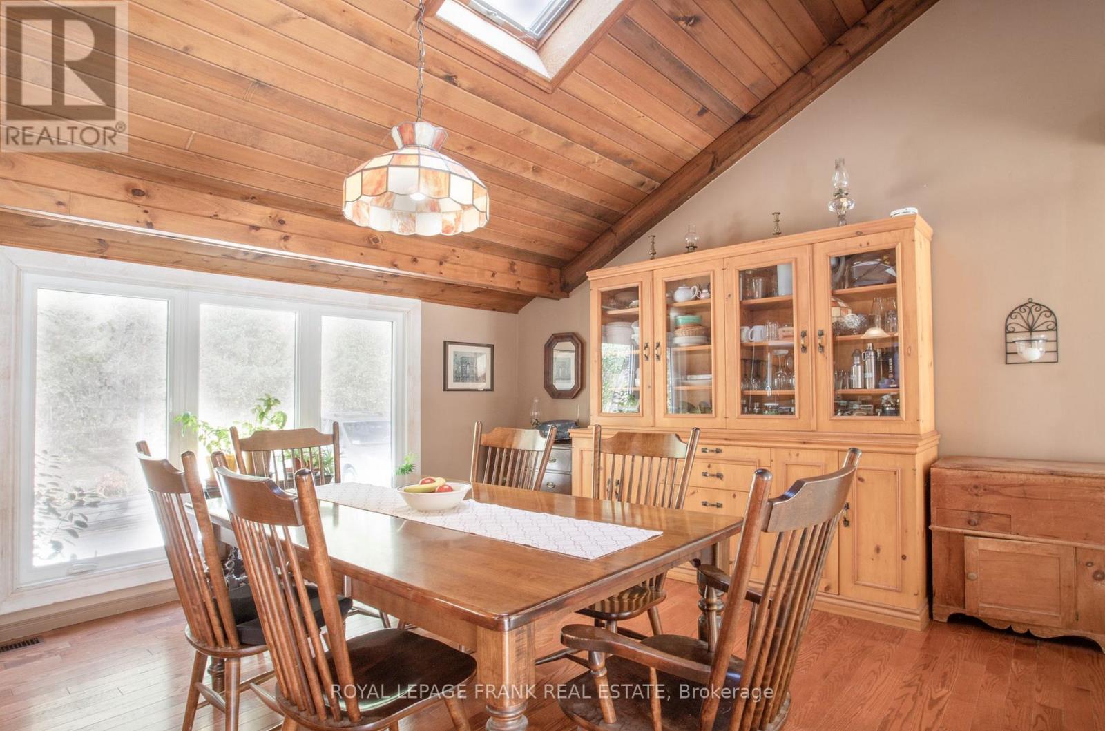 












46 CENTURY FARM ROAD

,
Kawartha Lakes (Manvers),




Ontario
L0A1K0

