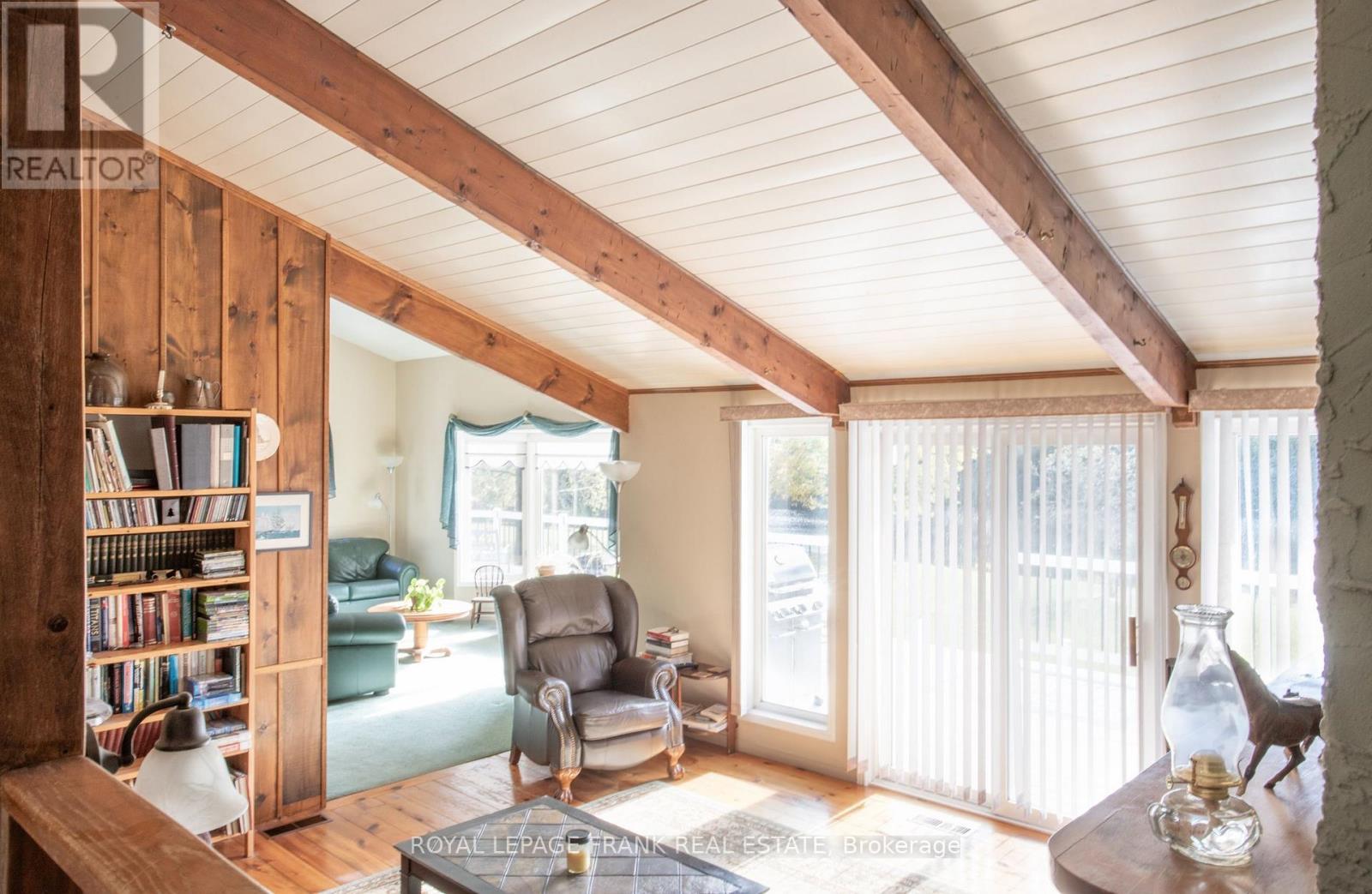












46 CENTURY FARM ROAD

,
Kawartha Lakes (Manvers),




Ontario
L0A1K0

