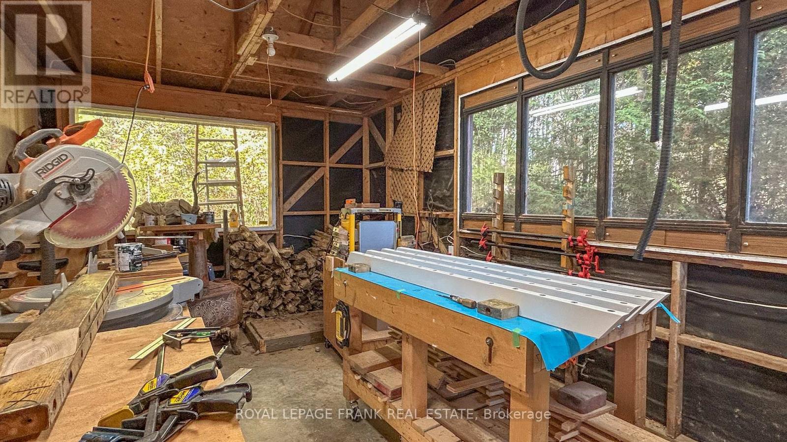 












46 CENTURY FARM ROAD

,
Kawartha Lakes (Manvers),




Ontario
L0A1K0

