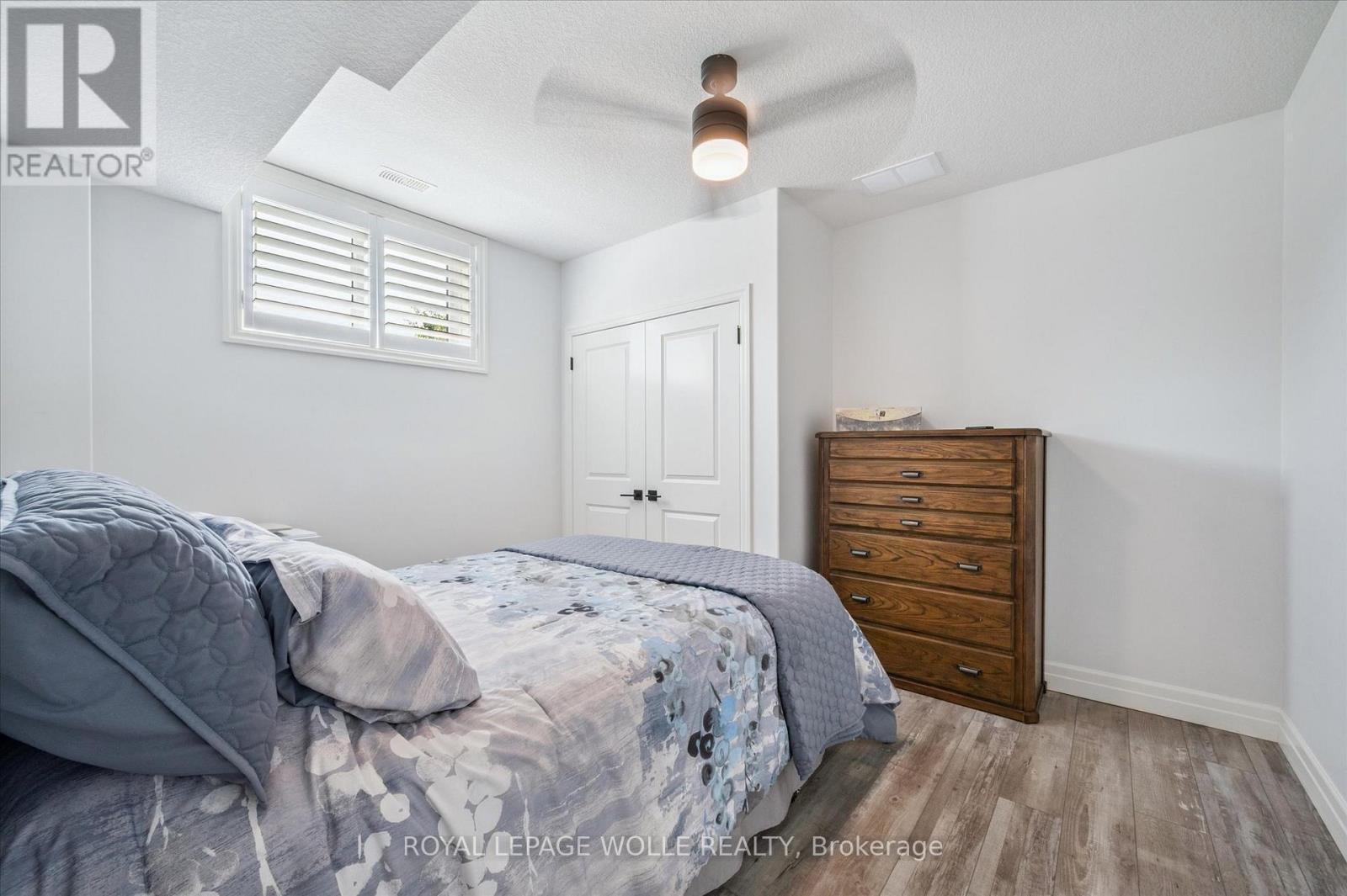 












164 WOODBERRY CRESCENT

,
Woolwich,




Ontario
N3B0E4

