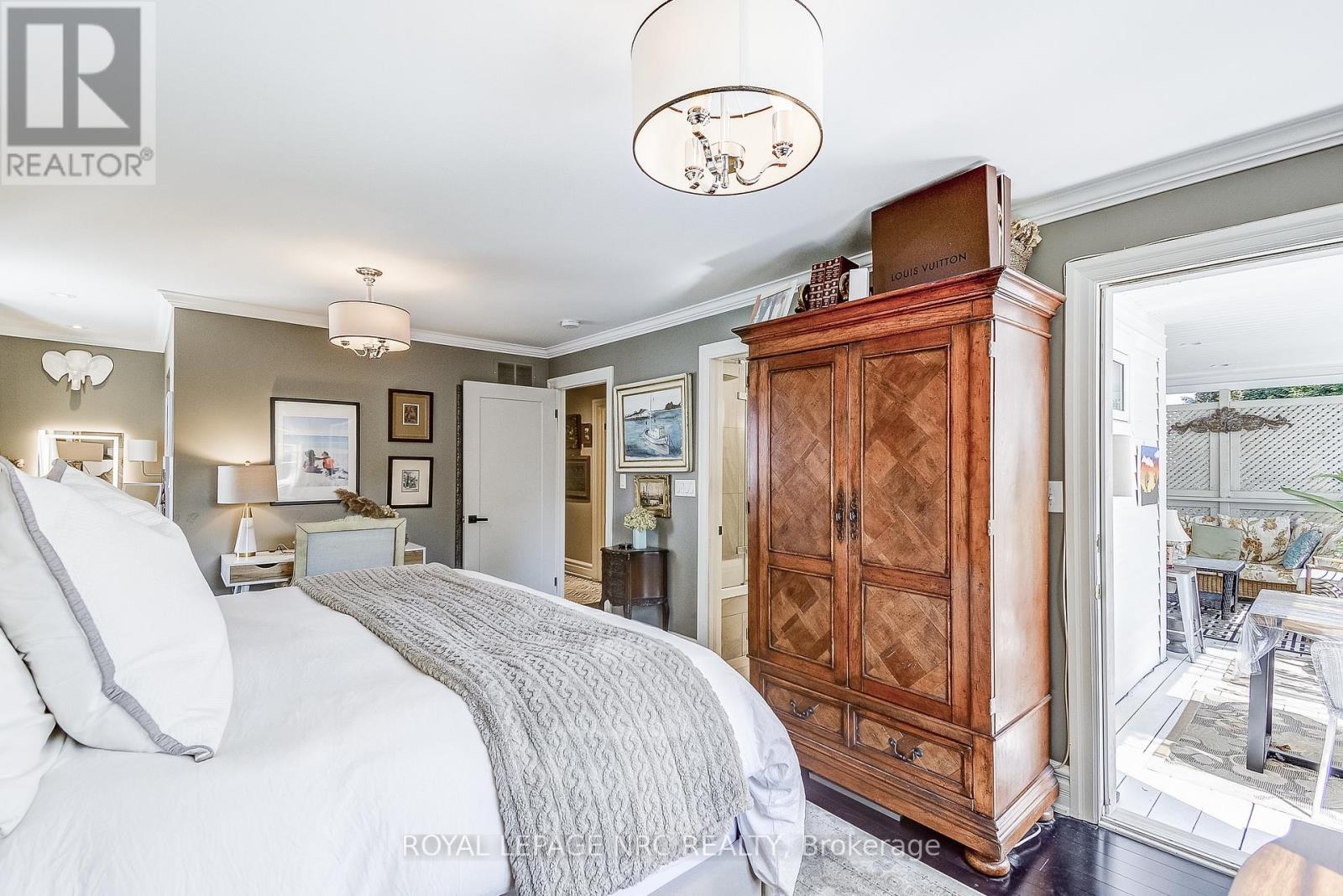 












764 GREEN STREET

,
Niagara-on-the-Lake (Town),




Ontario
L0S1J0

