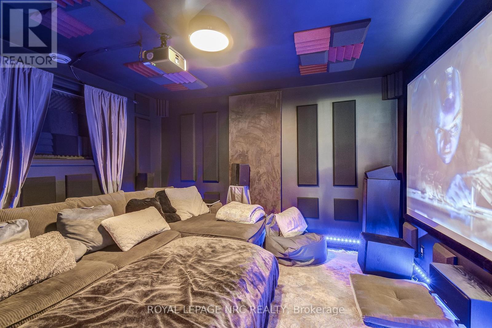 












764 GREEN STREET

,
Niagara-on-the-Lake (Town),




Ontario
L0S1J0

