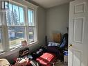 Apt 1
