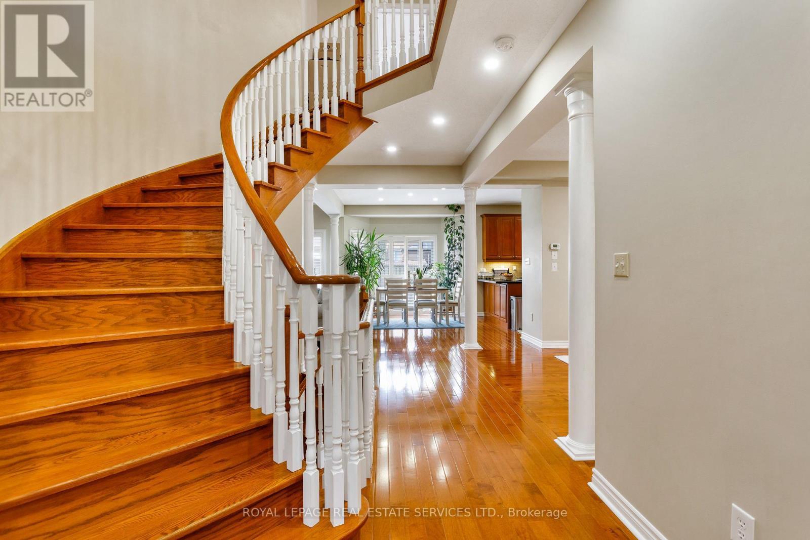 












3137 COUNTESS CRESCENT

,
Mississauga,




Ontario
L5M0E1

