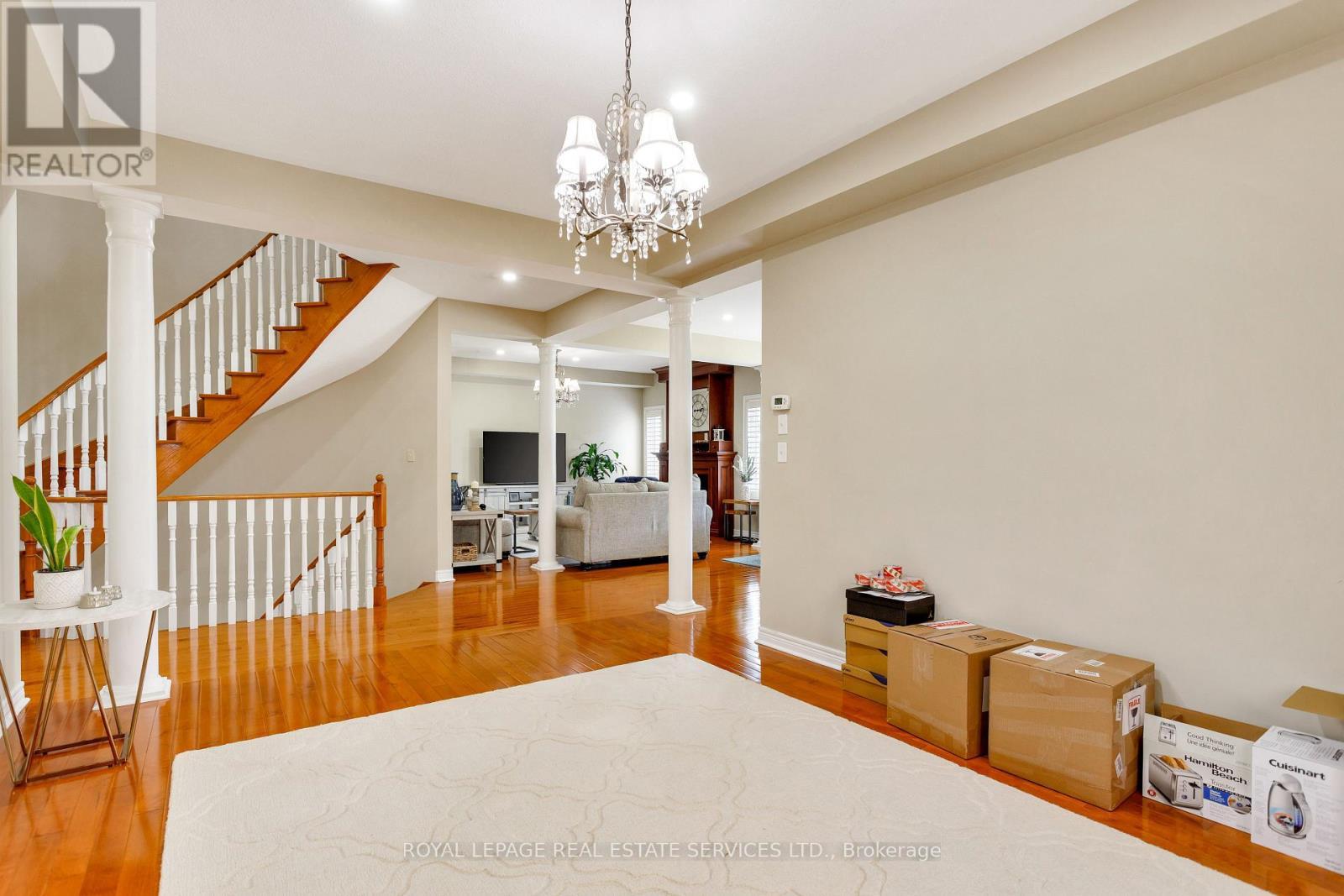 












3137 COUNTESS CRESCENT

,
Mississauga,




Ontario
L5M0E1

